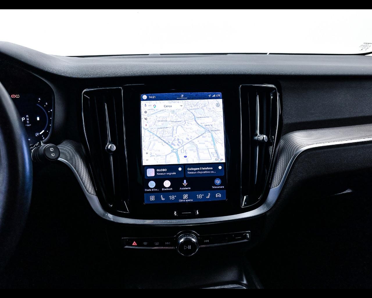 VOLVO V60 (2018-->) - V60 B4 (d) automatico Plus Dark