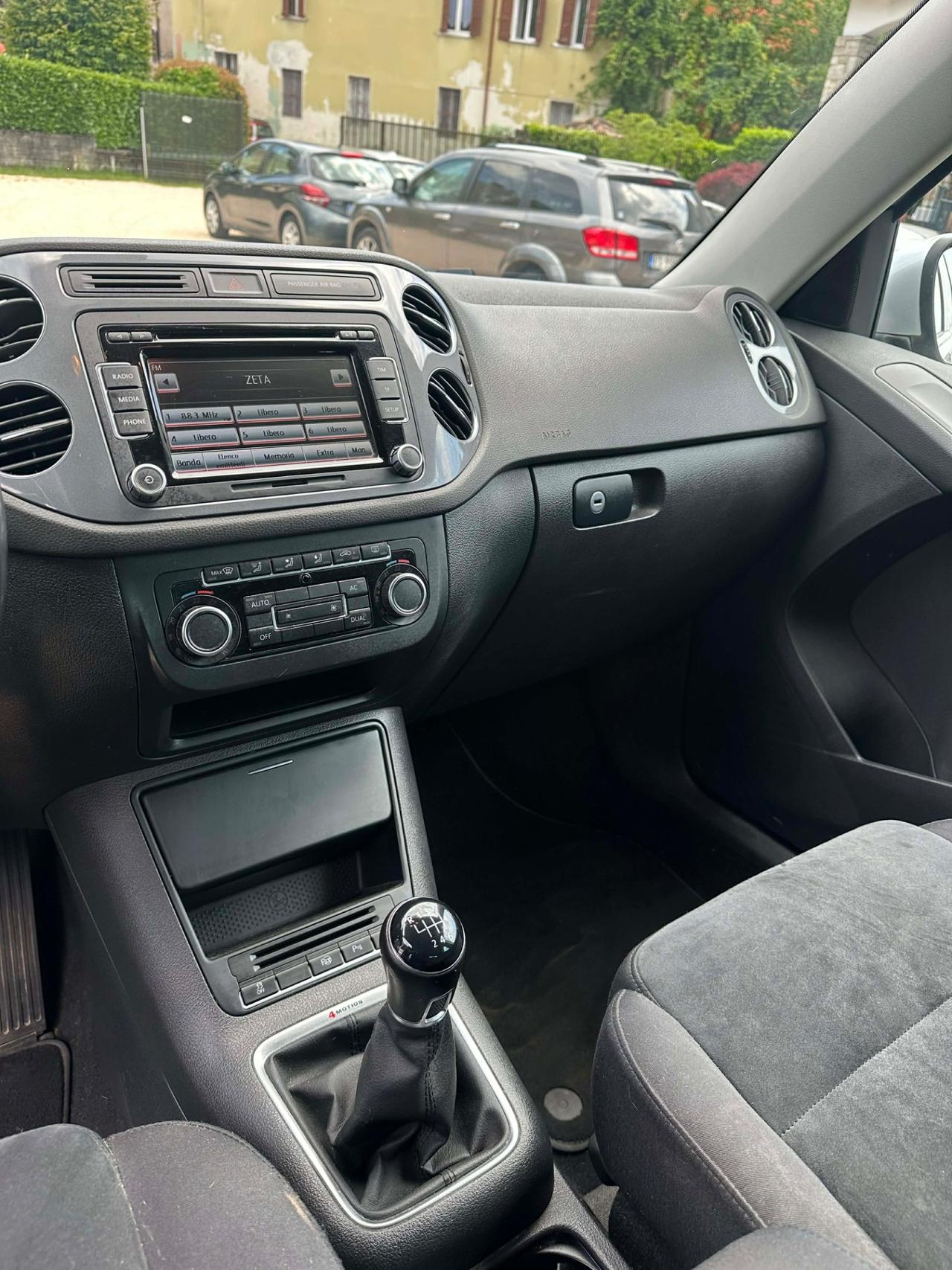 Volkswagen TIGUAN 2.0 TDI DPF 4MOTION SPORT & STYLE