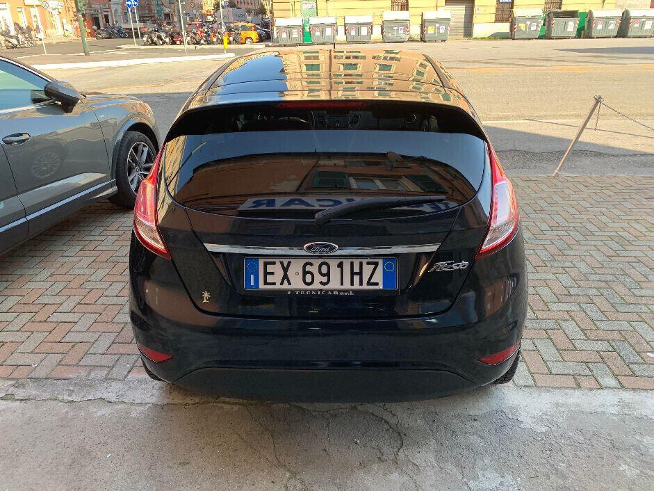 Ford Fiesta 1.5 TDCi 75CV 5 porte Titanium - UNIPROPRIETARIO