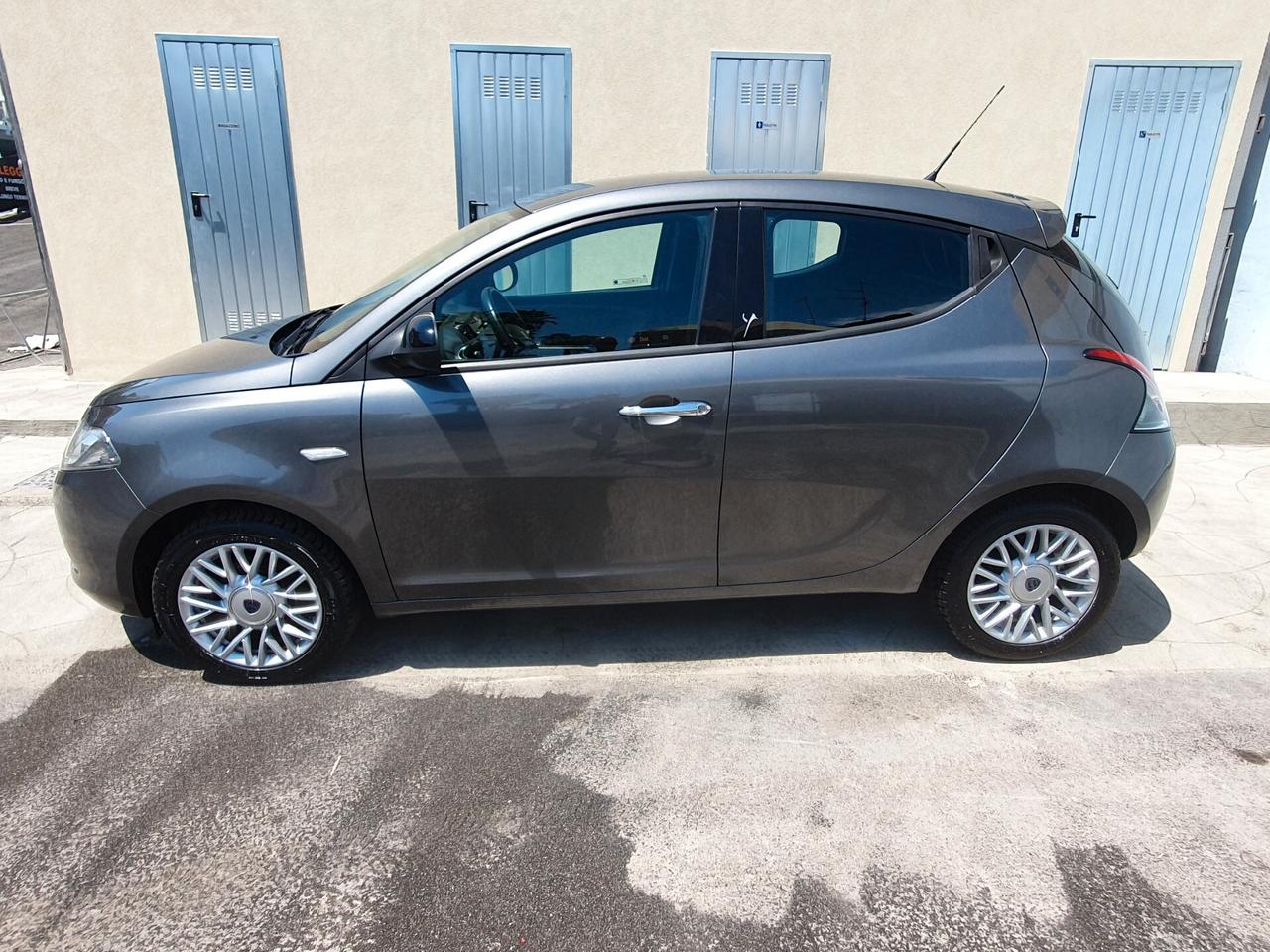 Lancia Ypsilon 1.3 MJT 16V 95 CV 5 porte S&S Platinum