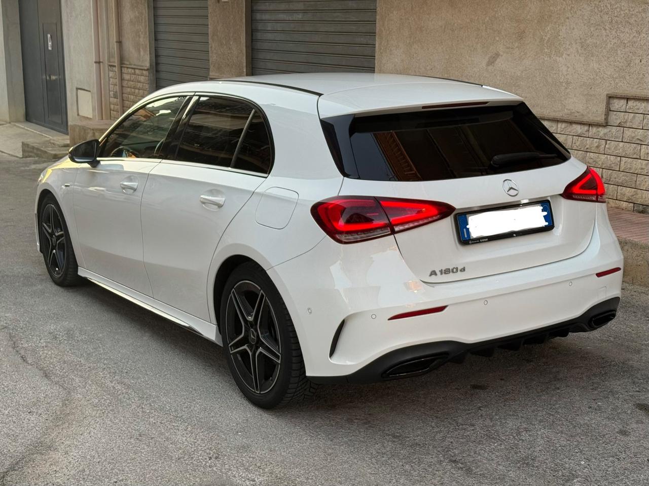 Mercedes-benz A 180 d Automatic Premium night edition