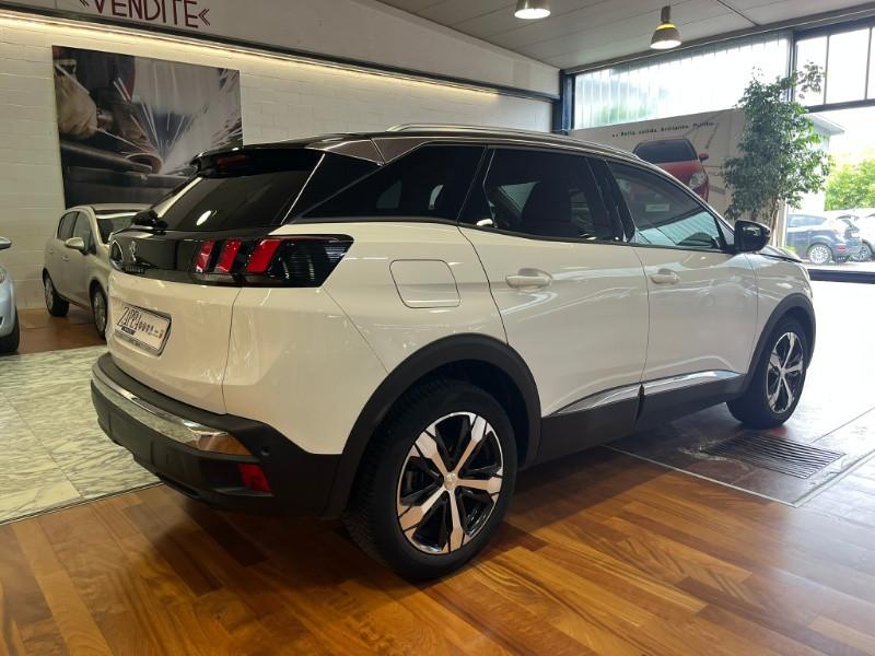 PEUGEOT 3008 PureTech Turbo 130 S&S EAT8 Allure
