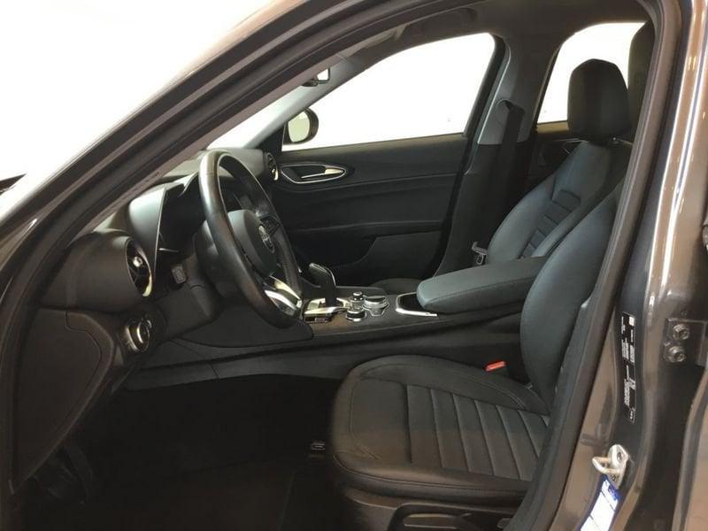 Alfa Romeo Giulia 2.2 Turbodiesel 190 CV AT8 Executive