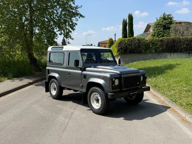 LAND ROVER Defender 90 2.4 S TD4 Station Wagon