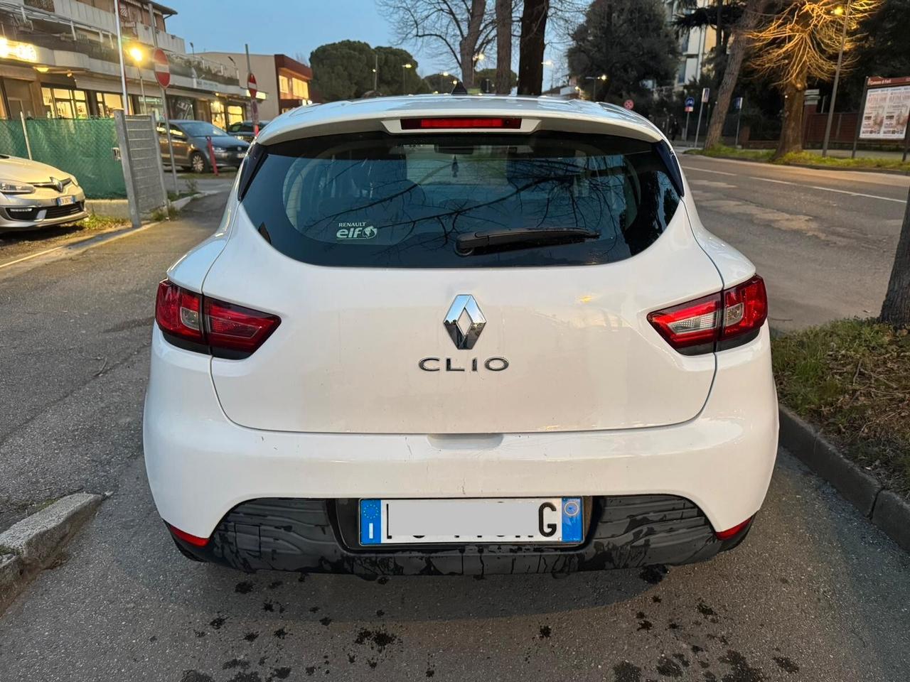 Renault Clio 1.2 75CV 5 p INTENS NEOPATEN GARANZIA 12 MESI