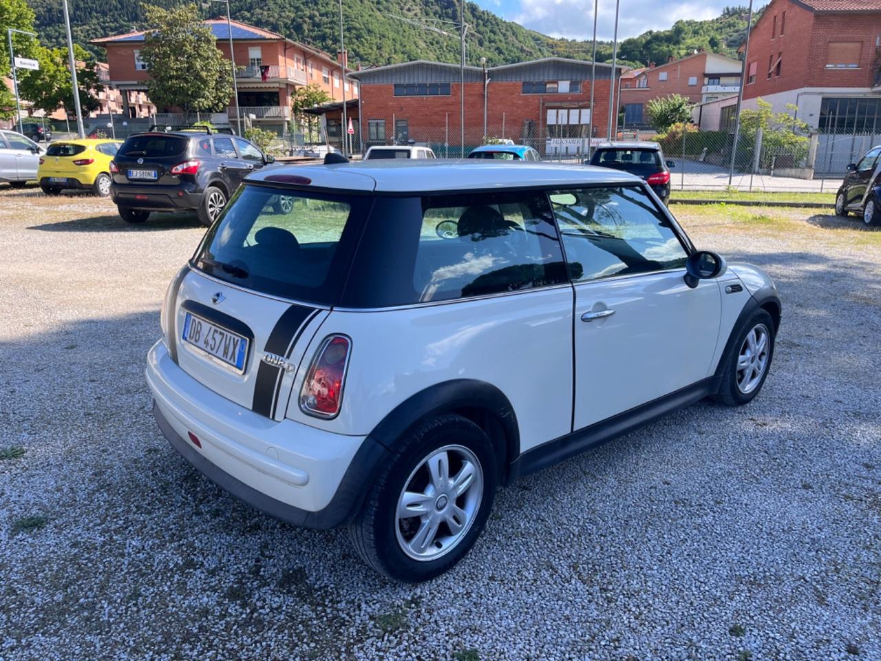 Mini One D 1.4 diesel PER NEOPATENTATI PERFETTA