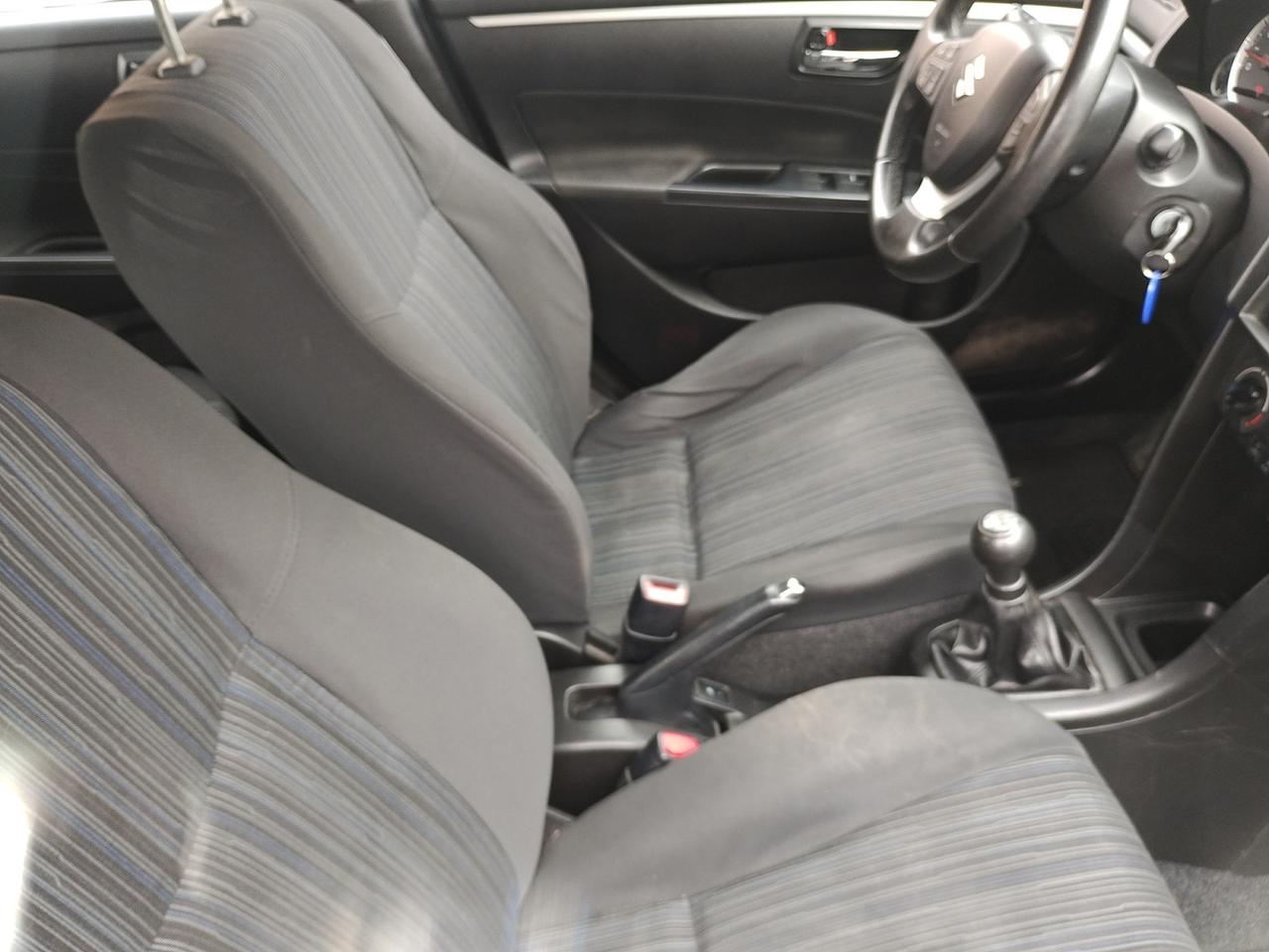 Suzuki Swift 5 Porte Swift 5p 1.2 vvt B-Cool 4wd E6 GPL