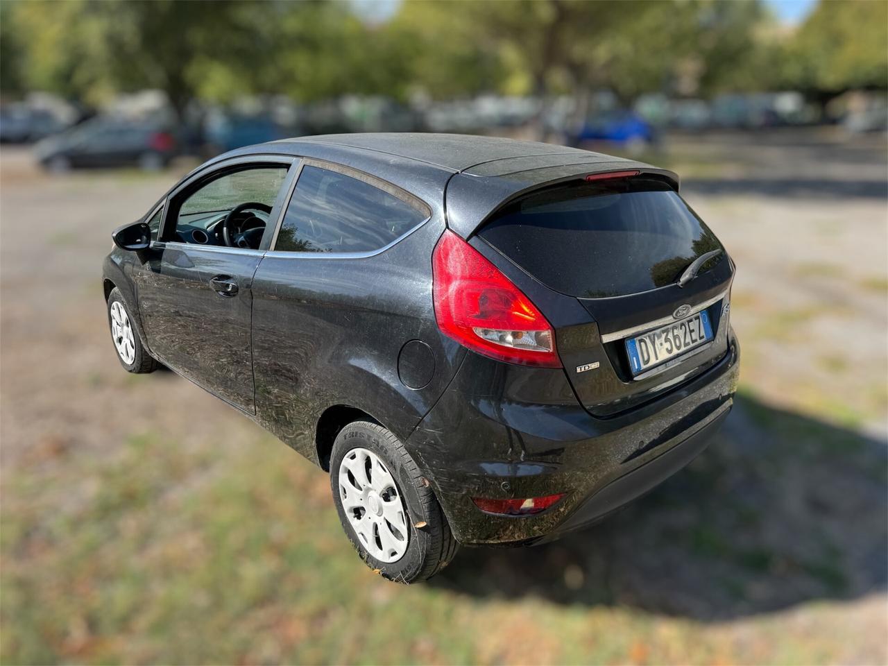 Ford Fiesta 1.3 dci diesel - 2009