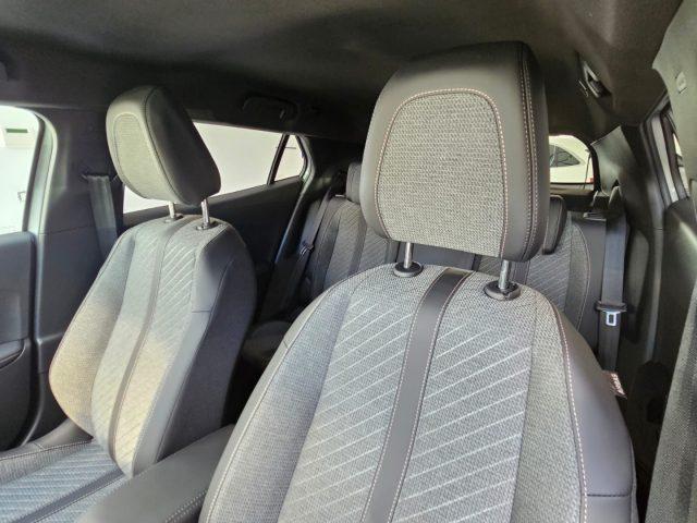 PEUGEOT 2008 PureTech 100 S&S Allure tua da ?249,00 mensili