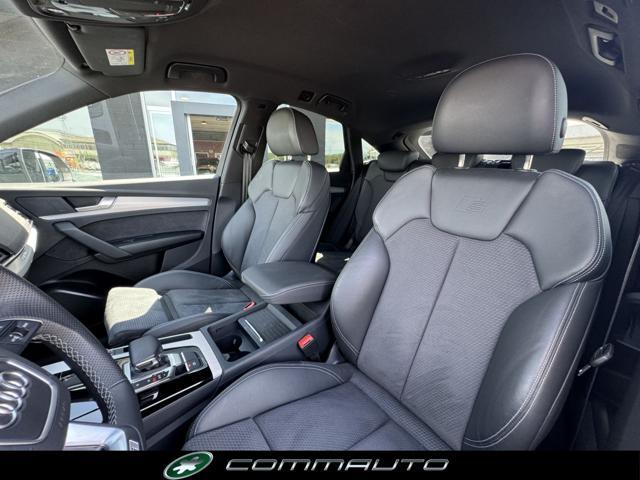 AUDI Q5 SPB 40 TDI quattro S tronic Identity Black MATRIX