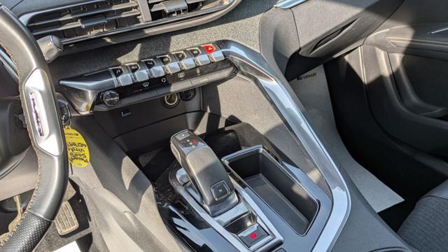 PEUGEOT 5008 EAT8 GT-LINE 1.5d 131cv 7 POSTI