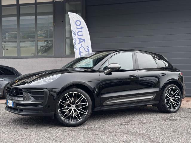 PORSCHE Macan 2.0 T Panorama Sport Chrono IVA Esposta