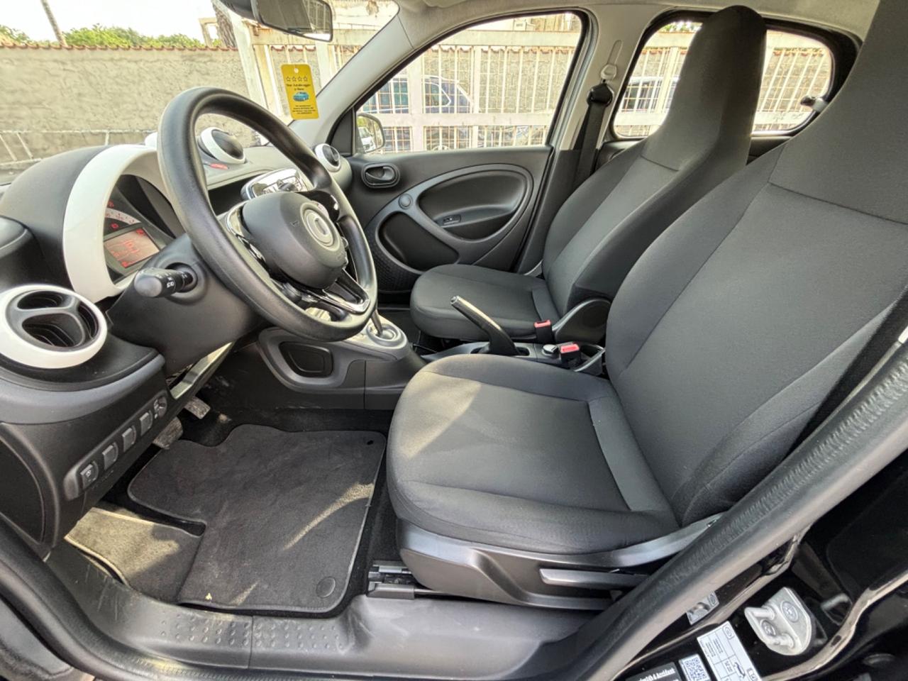 SMART FORFOUR 1.0 70CV AUTOMATIC 60.000KM