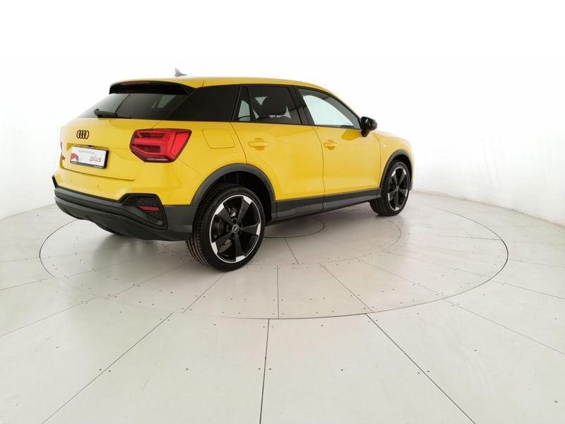 Audi Q2 35 1.5 tfsi Identity Black s-tronic