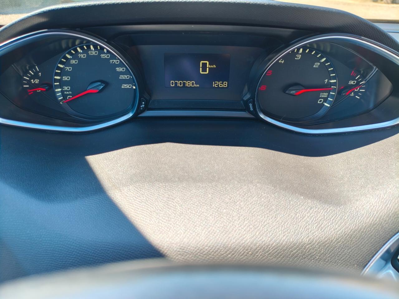 Peugeot 308 BlueHDi 100 S&S Active