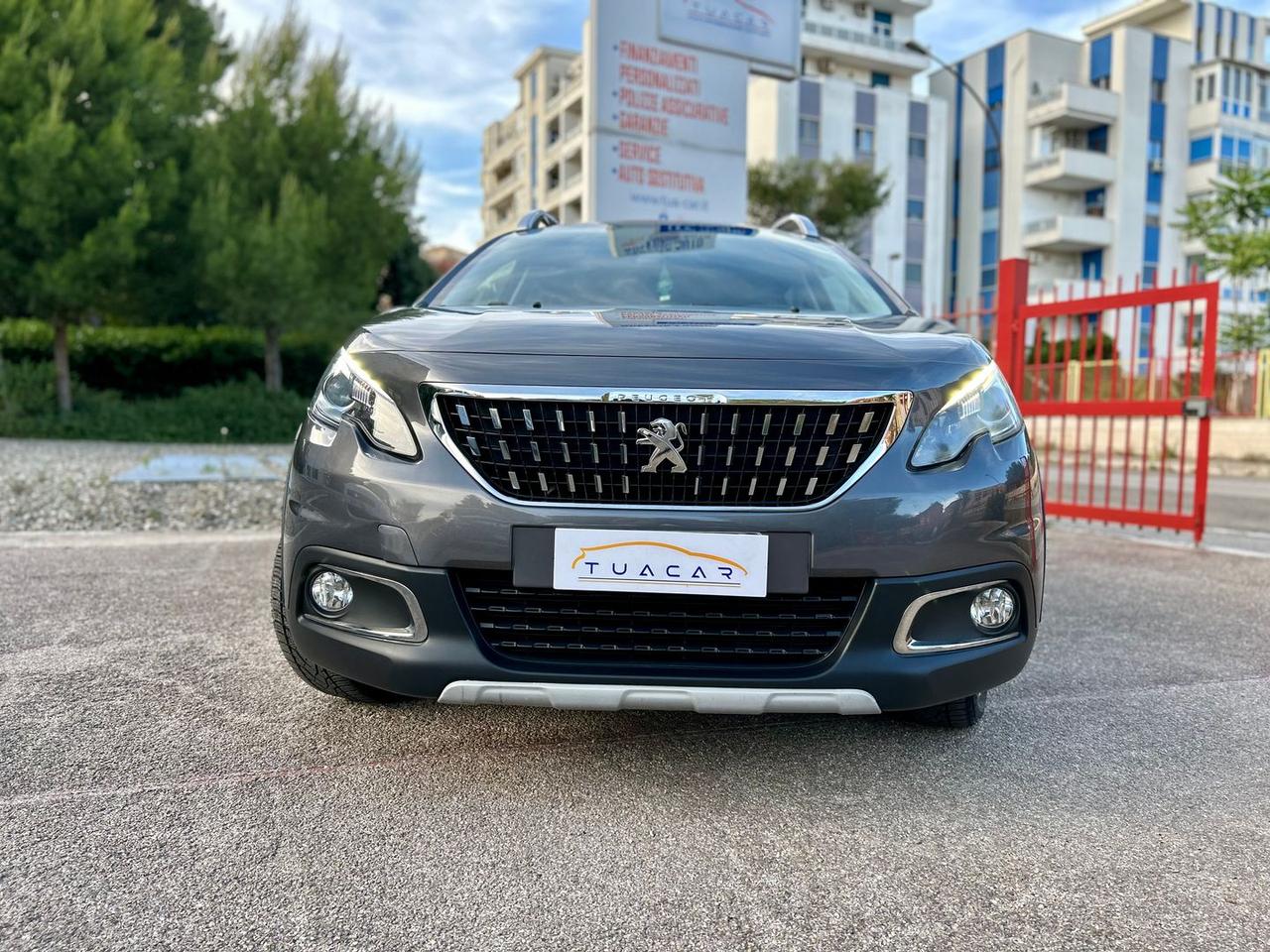 Peugeot 2008 Allure 1.2 PureTech 110