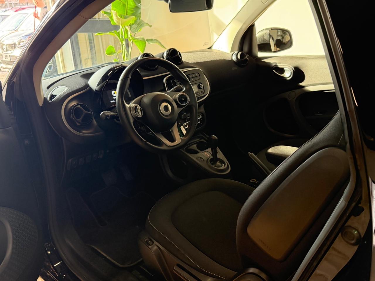 Smart ForTwo CABRIO 1.0 71CV PASSION TWINAMIC LED UNIPRO