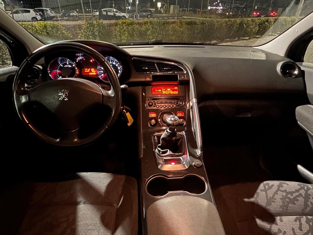 Peugeot 3008 1.6 HDi 110CV Premium