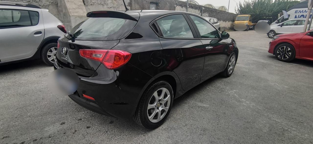 Alfa Romeo Giulietta 1.6 JTDm-2 105 CV Distinctive 2013 USATO
