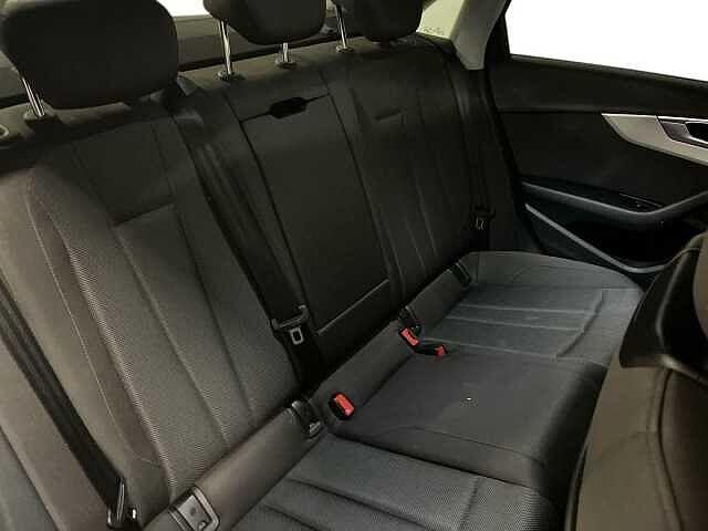 Audi A4 35 TDI/163 CV S tronic Business Advanced