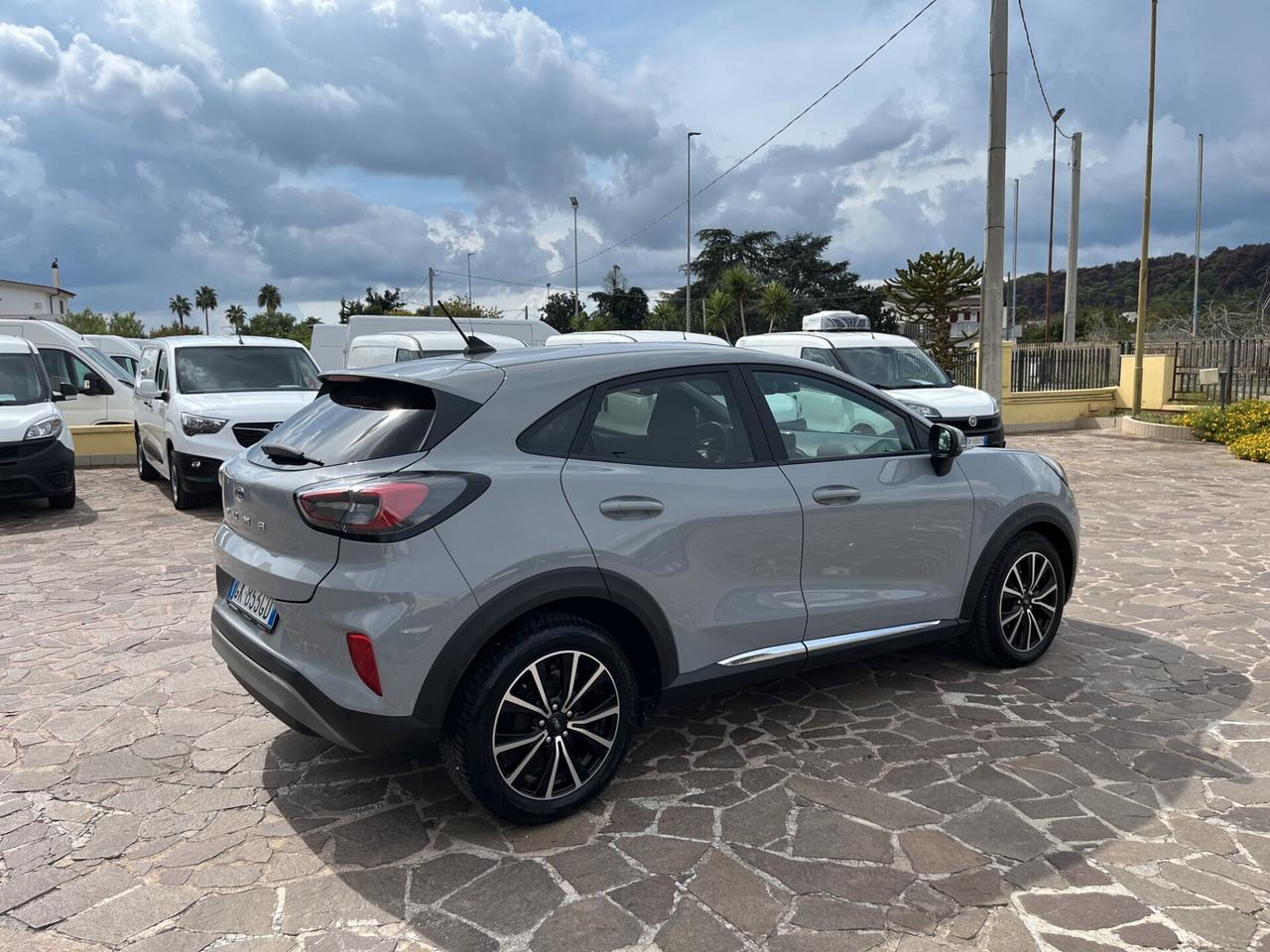Ford PUMA 1.5 TDCI ECOBLUE 120CV TITANIUM - 2022