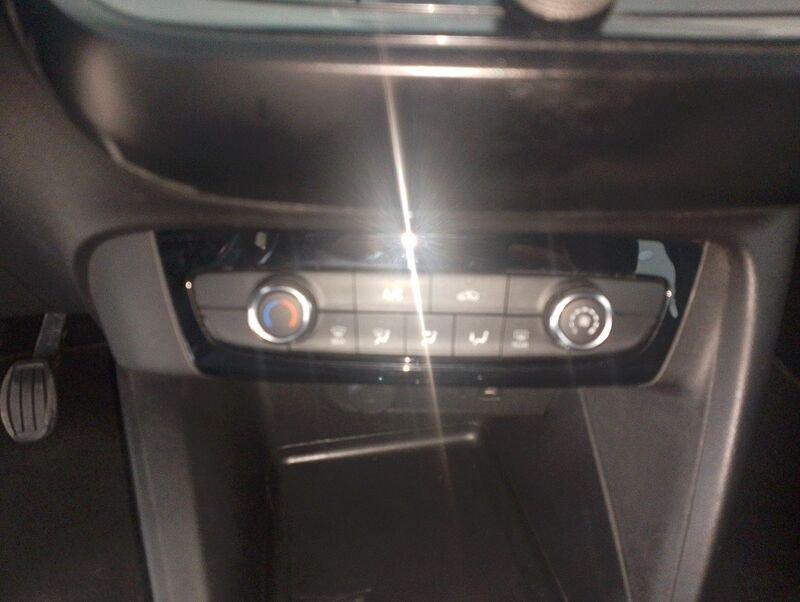 Opel Corsa 6ª serie 1.2 Elegance