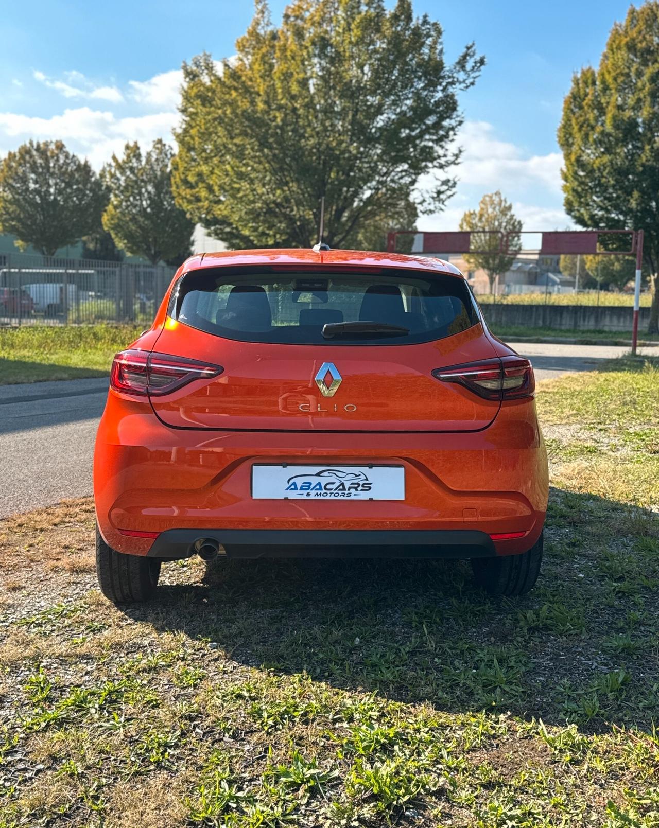 Renault Clio 1.0 SCe 49kw E6 Benz *28.000 km*