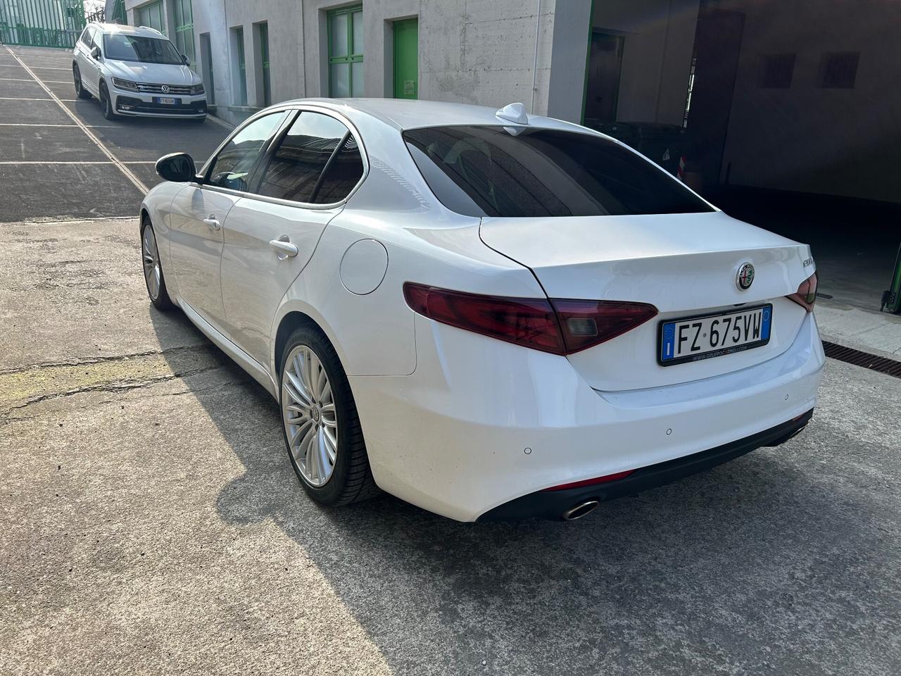 Alfa Romeo Giulia 2.2 Turbodiesel 180 CV AT8 Business Sport Launch Ed.
