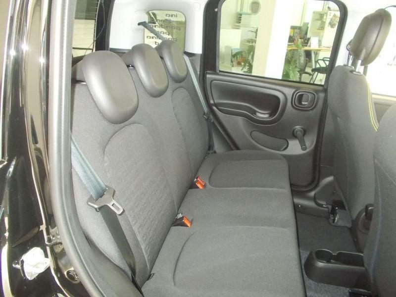 FIAT Panda Cross FIAT PANDINA CROSS 1000 HYBRID 338.7575187 MASSARI MARCO KM. ZERO