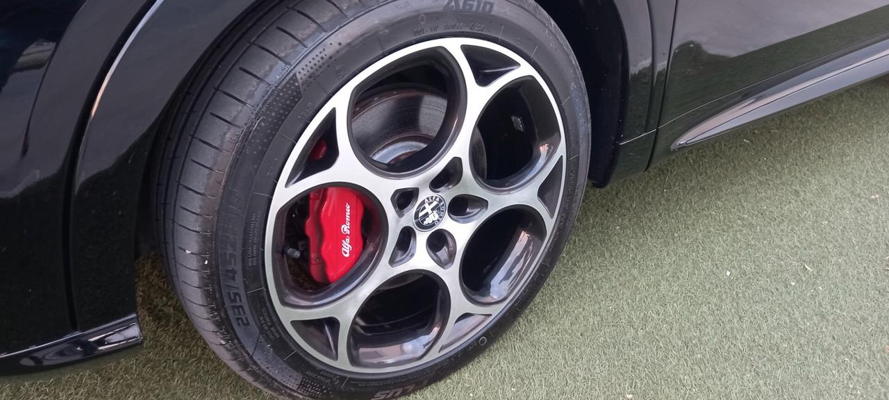 Alfa Romeo Tonale 1.5 160 CV MHEV TCT7 Veloce