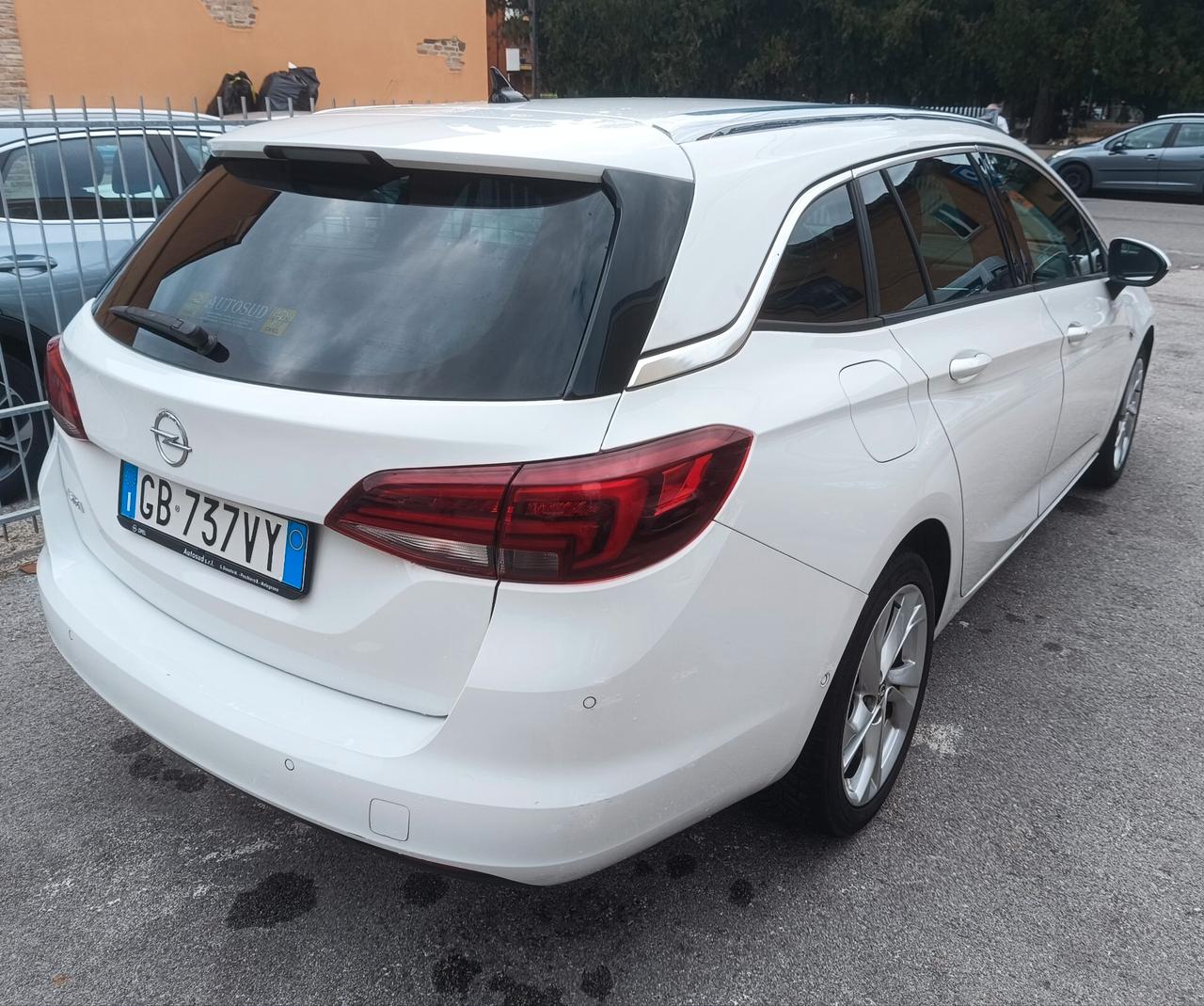 Opel Astra 1.5 CDTI Sports Tourer