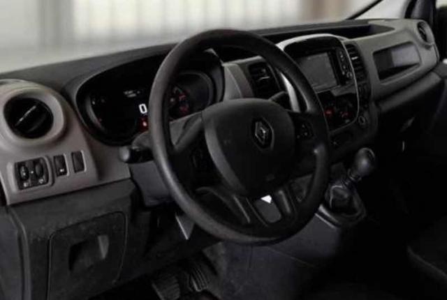 RENAULT Trafic T29 ?PassoLungo? dCi 145CV Euro6 D+