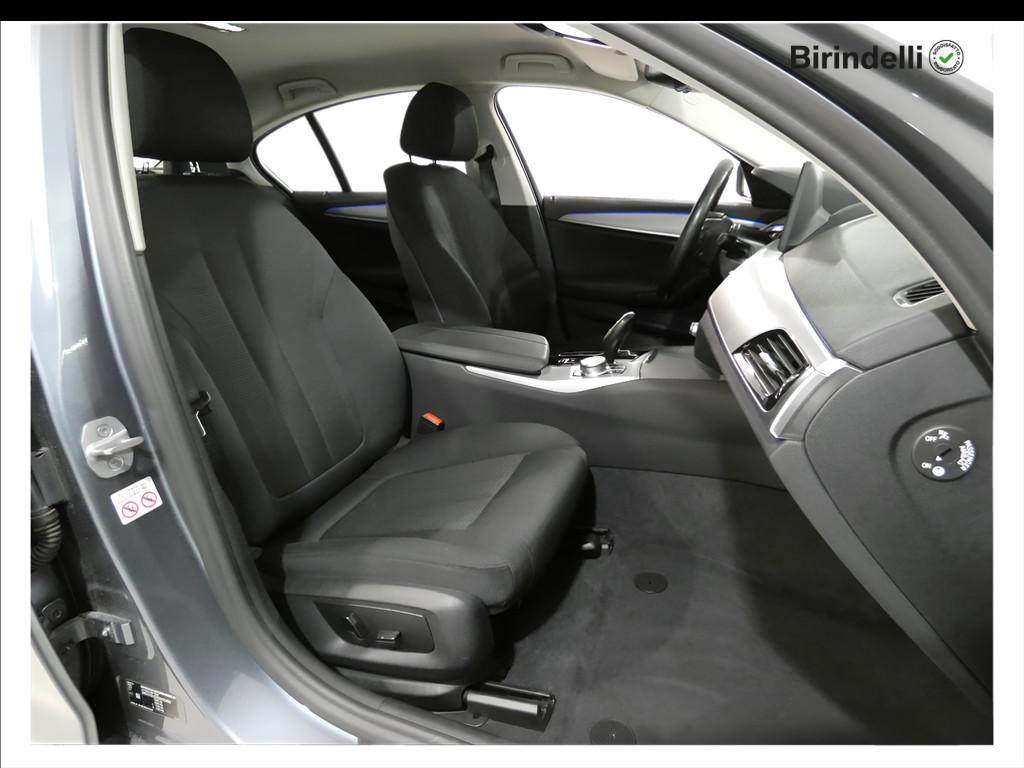 BMW Serie 5(G30/31/F90) - 520d 48V Business