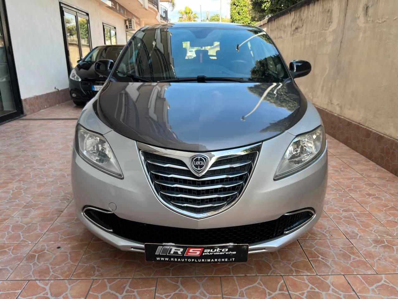 Lancia Ypsilon 1.3 MJT 95 CV 5 porte S&S Gold
