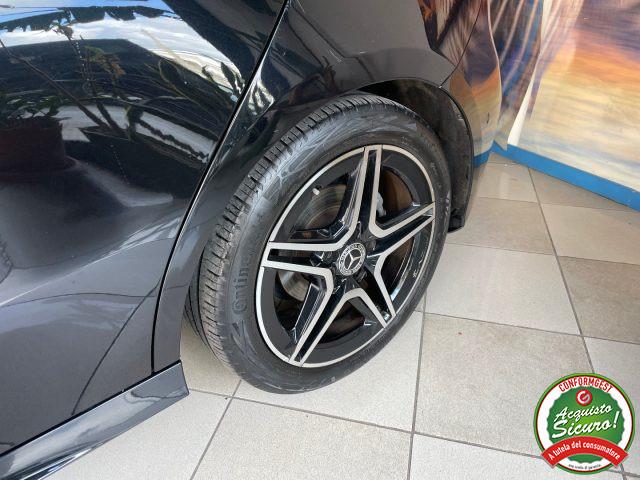 MERCEDES-BENZ A 180 d Premium AMG *NIGHT PACK *TETTO *PACKLUCI