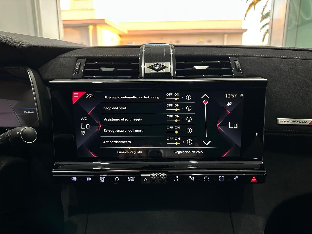 DS Automobiles DS 7 Crossback Performance Line