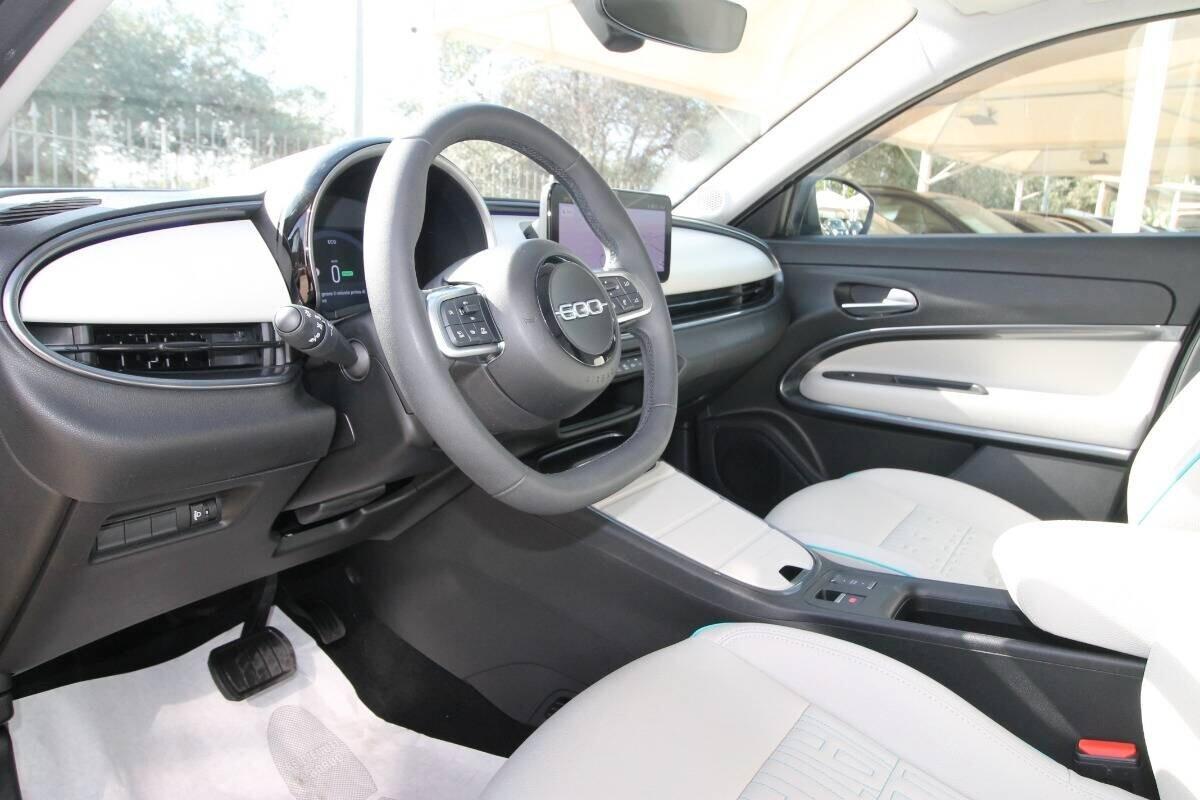 Fiat 600e La Prima 15.000km |2024