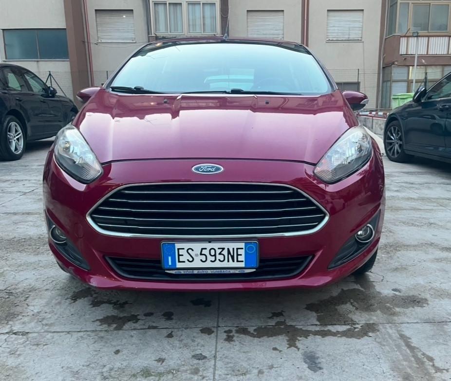 Ford Fiesta 1.5 TDCi 75CV 5 porte Titanium