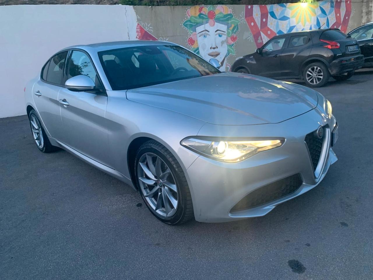 Alfa Romeo Giulia 2.2 Turbodiesel 180 CV Business Sport - 2018