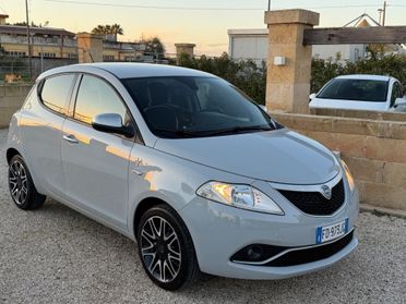 Lancia Ypsilon 1.2 69 CV 5 porte Opening Edition