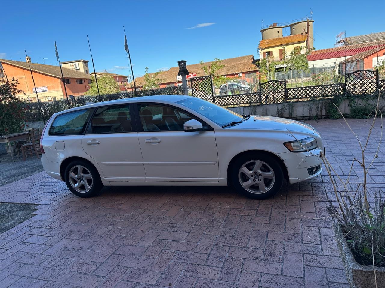 Volvo V50 D4 Geartronic Kinetic
