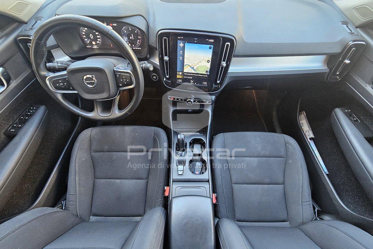 VOLVO XC40 D3 Geartronic Momentum Pro