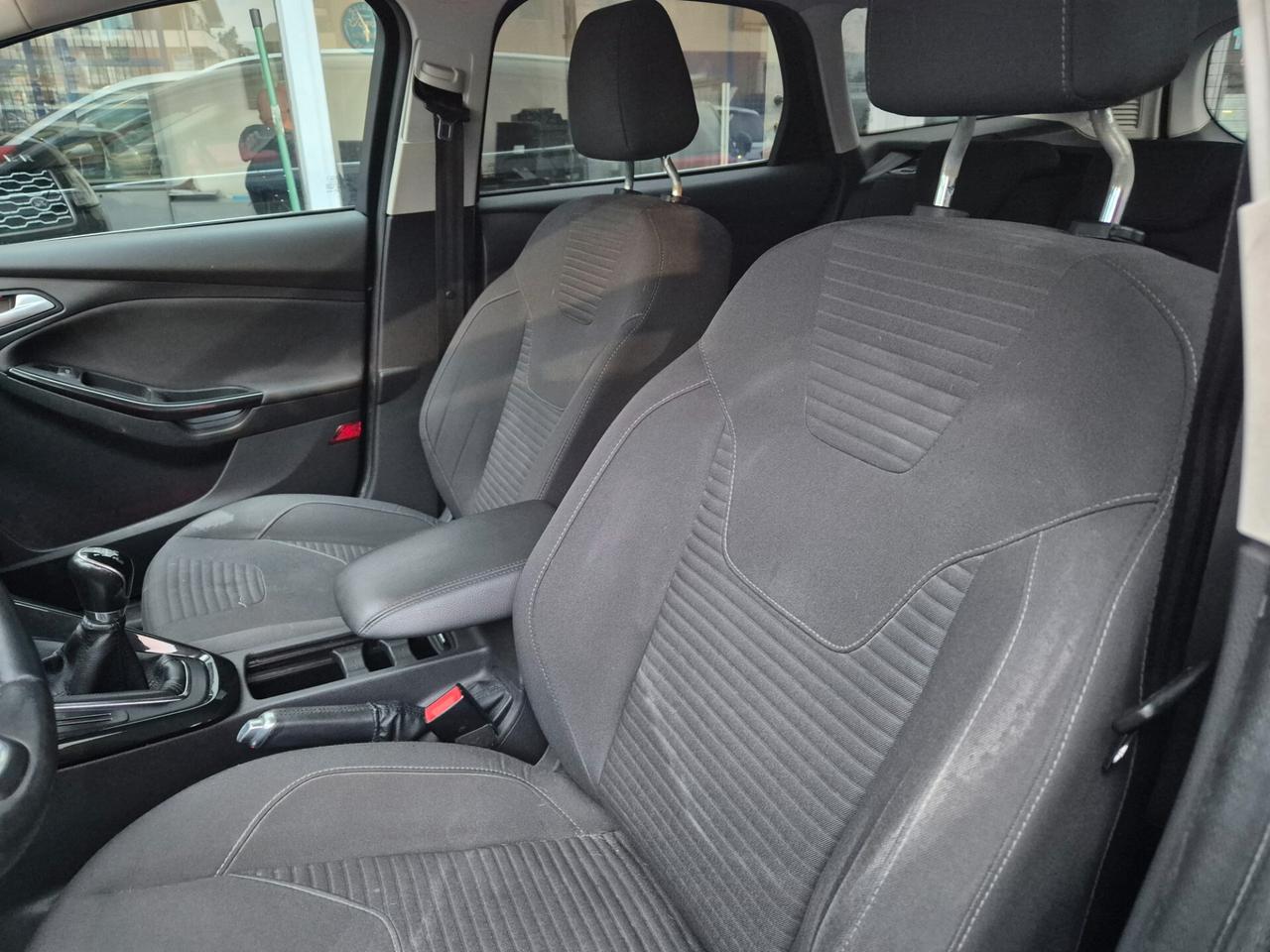 Ford Focus 1.6 120 CV GPL Titanium