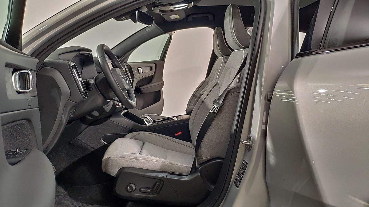 VOLVO C40 Recharge Single Motor Extended Range Rwd Ultimate