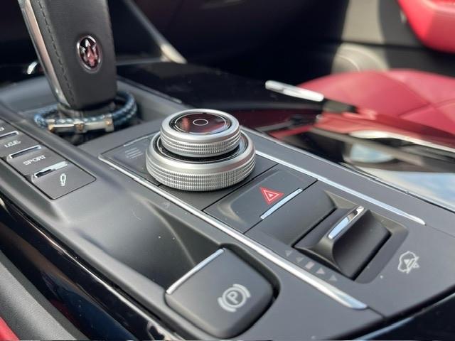 Maserati Levante V6 AWD Gransport