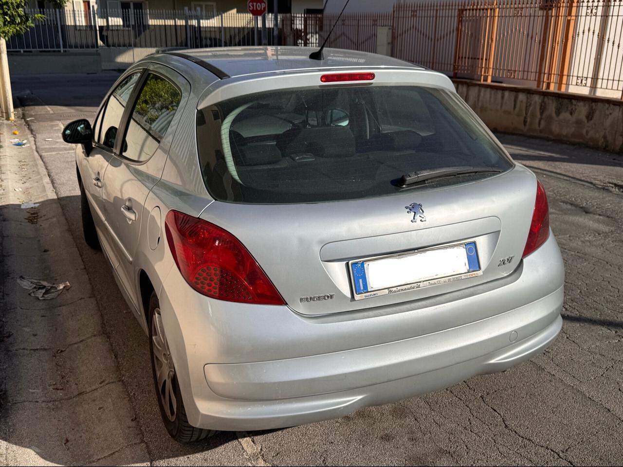 Peugeot 207 1.6 HDi 110CV 5p. Féline