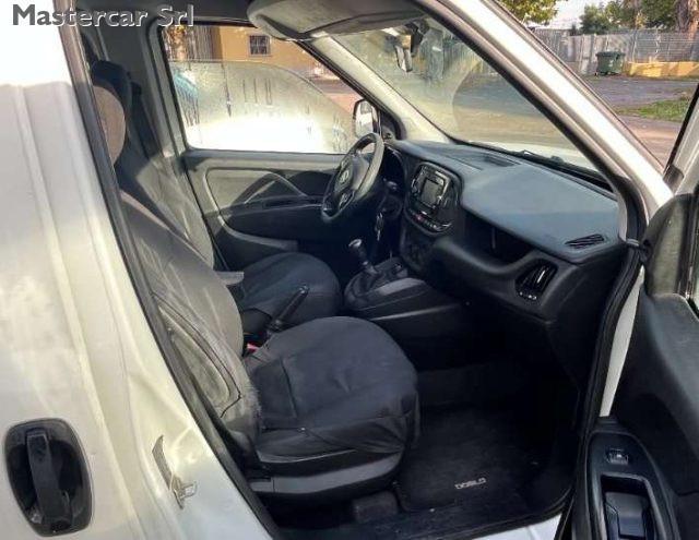 FIAT Doblo combi N1 1.3 mjt 95cv CH1 Easy S&S - FZ884DX