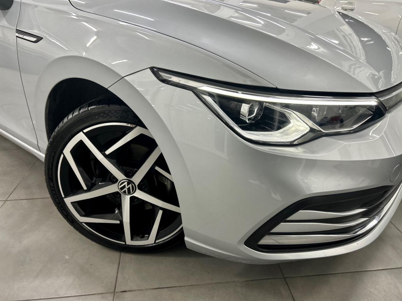 VW Golf 8 2.0 TDI DSG SCR Style FINANZIABILE