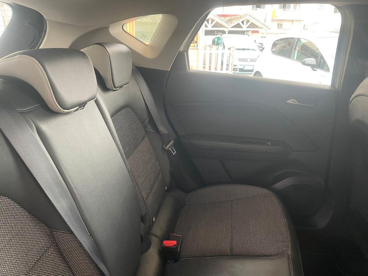 Renault Captur TCe 100 CV GPL Intens