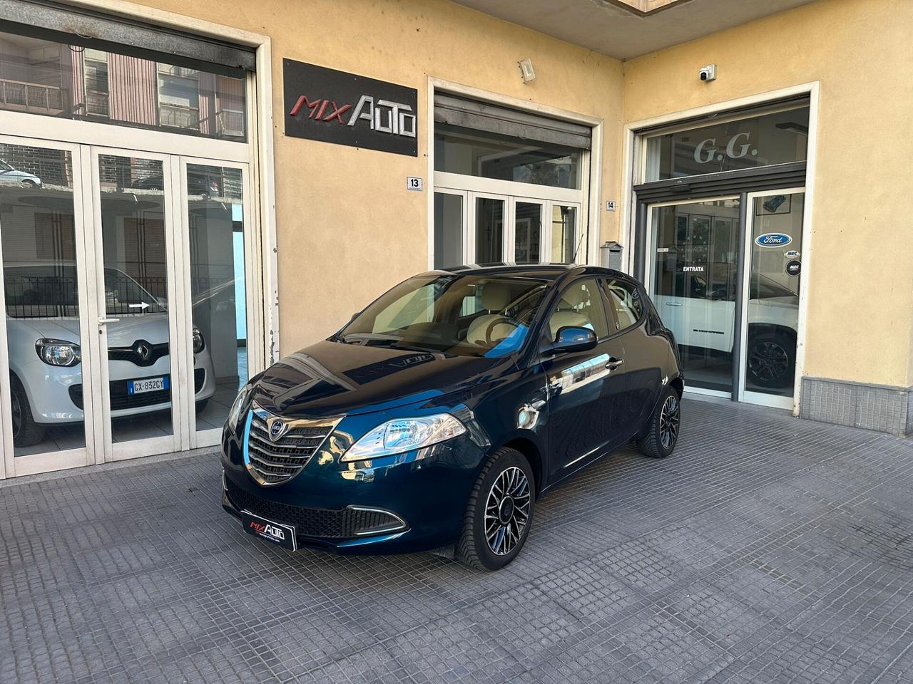 Lancia Ypsilon 1.2 69 CV 5 porte 30th Anniversary *Promo Black Friday*